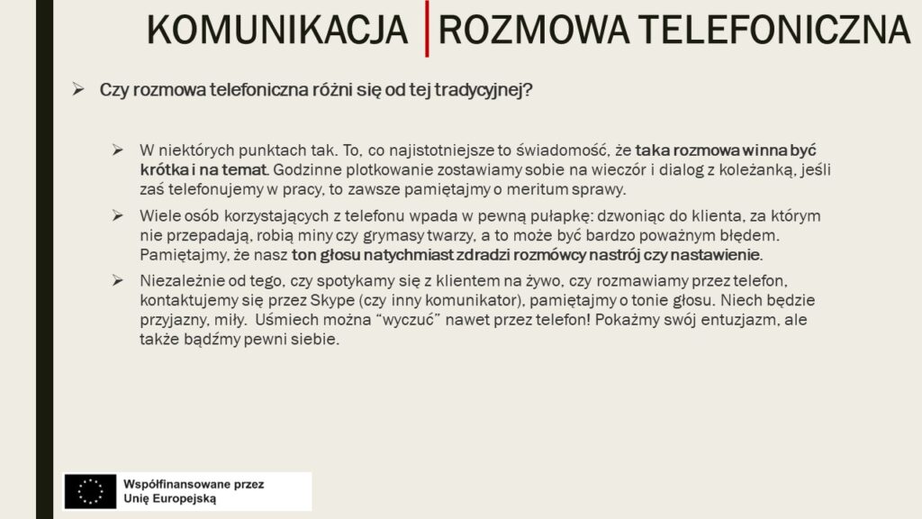 Czy rozmowa telefoniczna różni się od tradycyjnej